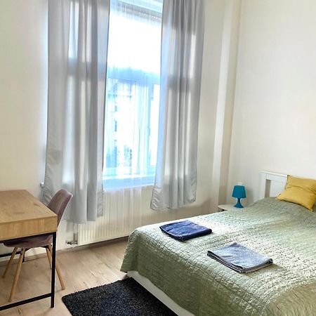 B32 Gellert Apartment Budapest Exteriör bild